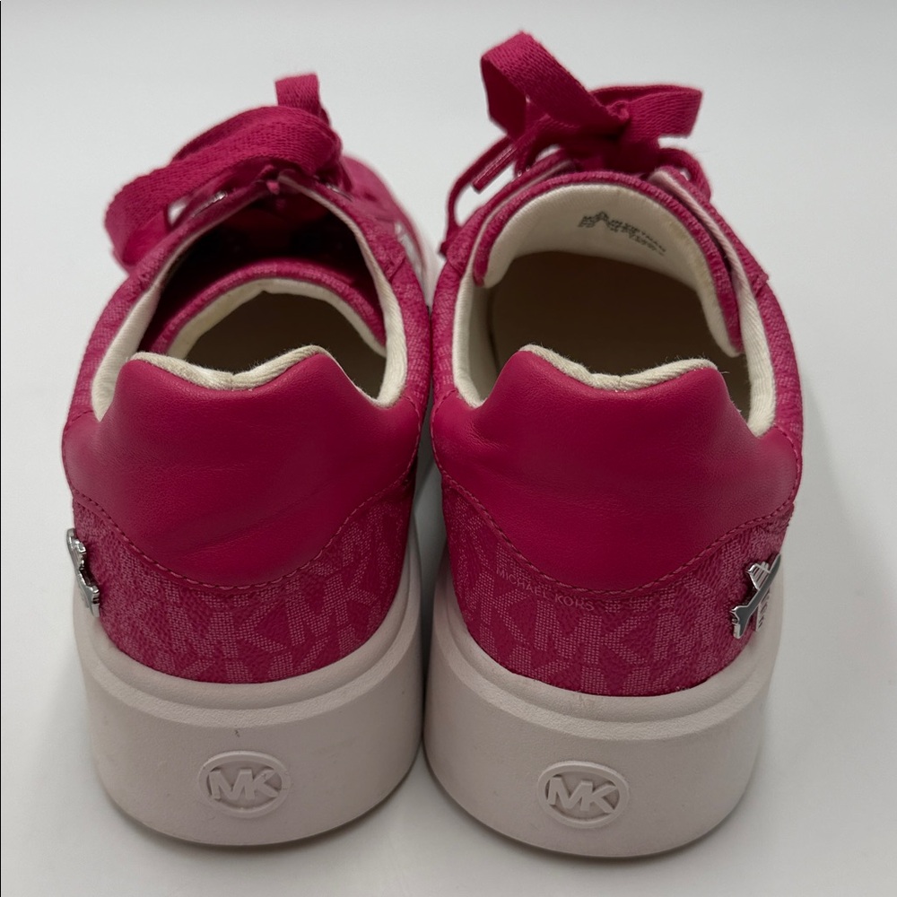 MICHAEL KORS OUTLET
Romey Embellished Signature
Logo Platform Sneaker - Picture 4 of 12